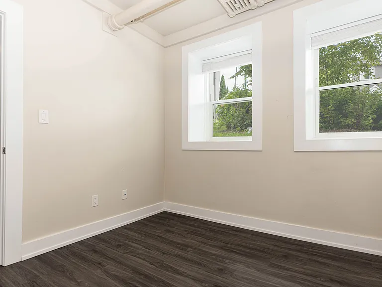 377 Brandon Ave #B11 — Photo 36