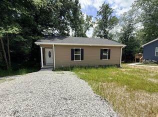 215 Ake St, Estill Springs, TN 37330