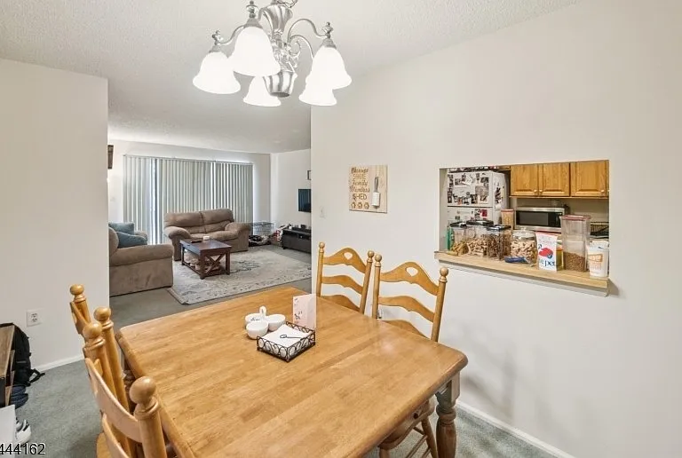 269 English Pl — Photo 6
