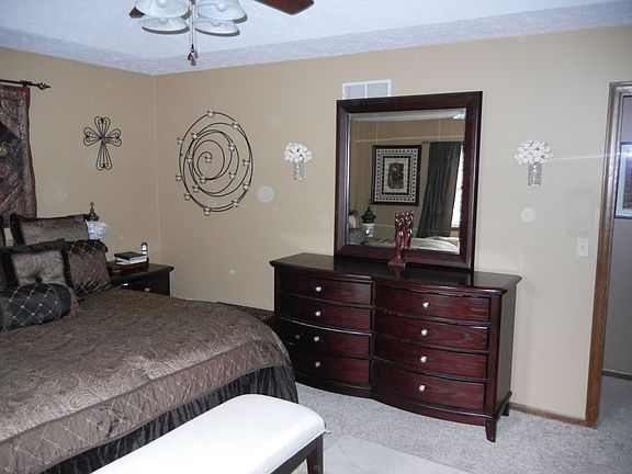 2nd image of 7816 Arrowrock Dr