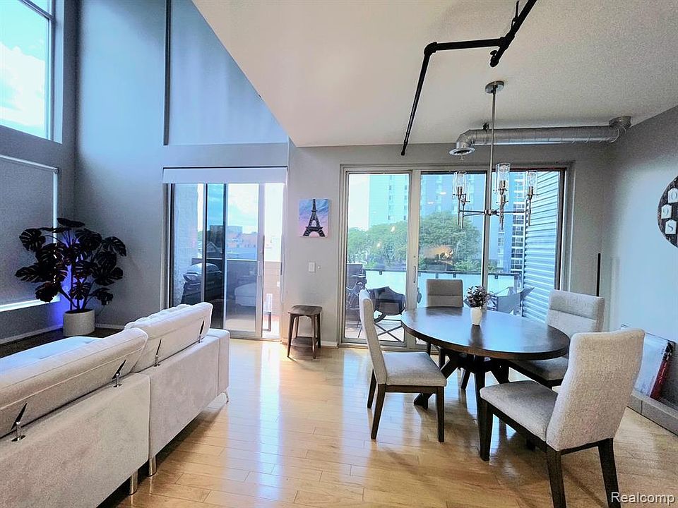 614 S Troy St Unit 205, photo 11