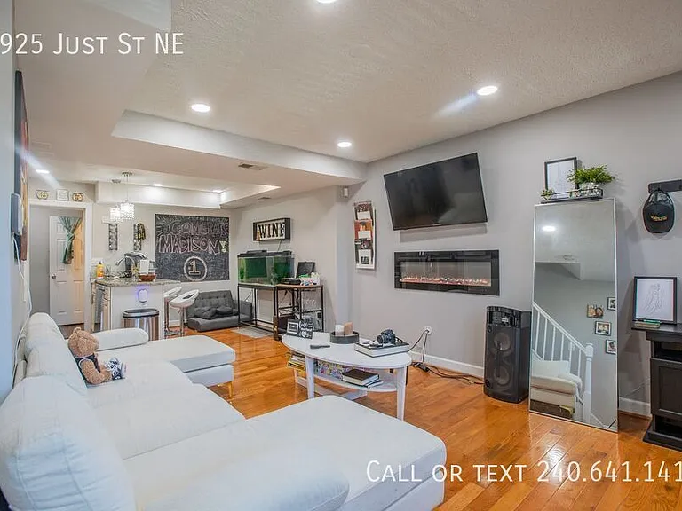4925 Just St NE — Photo 9