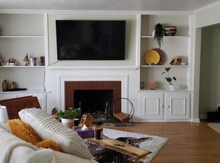 815 65th St, Kenosha, WI 53143