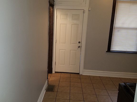 5th image of 7537 S Evans Ave #1