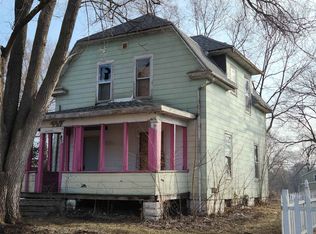 408 Florence St, Waterloo, IA 50703