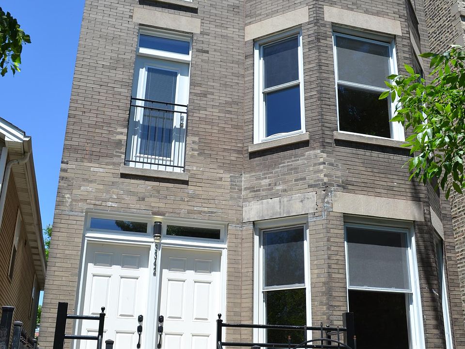 1st image of 3342 W Beach Ave #3