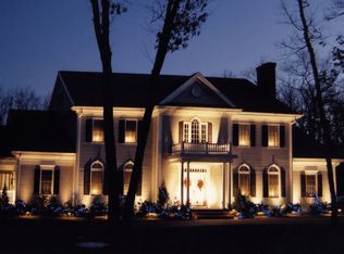 15 Crestview Rd, Bedford, MA 01730