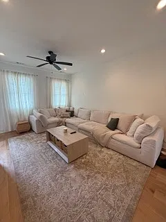2119 W Parnell Dr. 2 - 1 — Photo 2