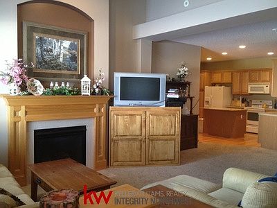 4th image of 12029 Vermillion St NE Unit D