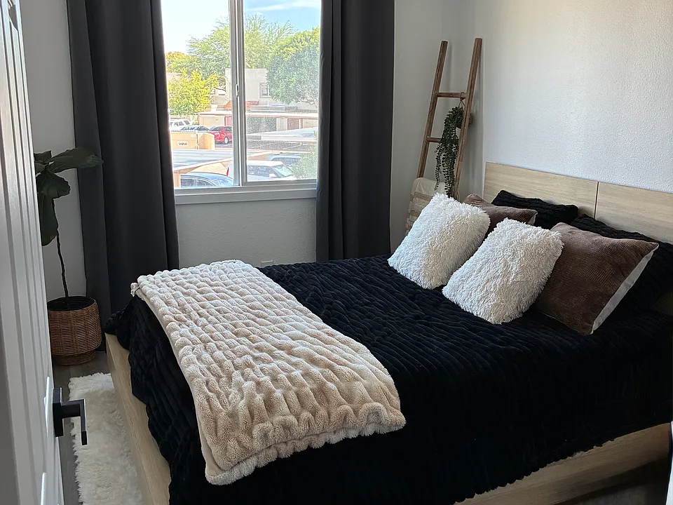7849 E Keim Dr