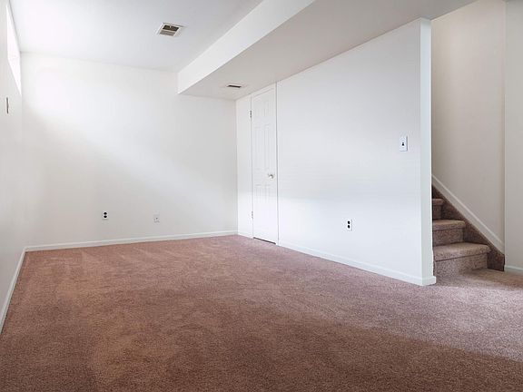 2nd image of 484 Elverton Ave #1