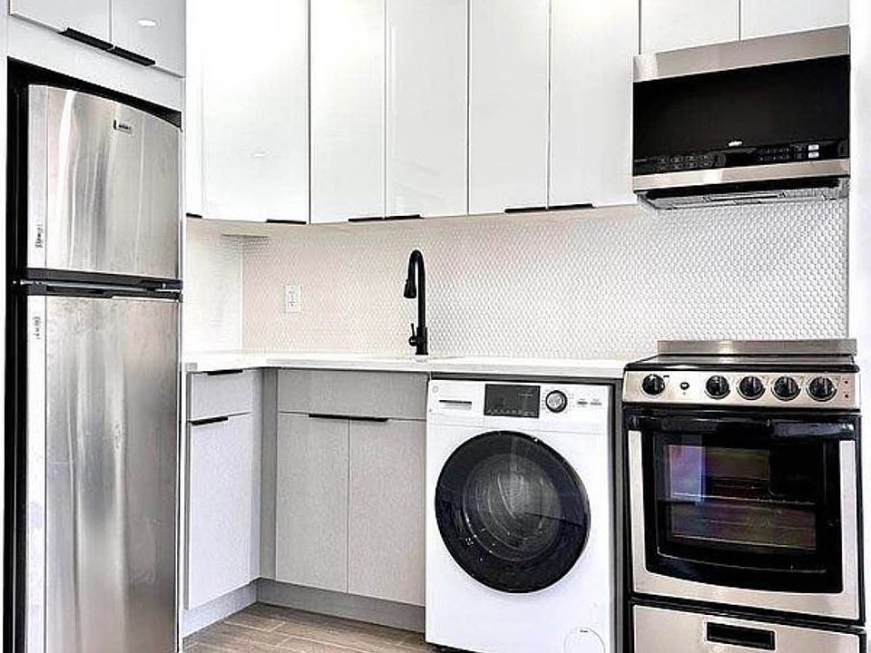 1st image of 2112 Regent Pl #3E