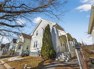 139 Early St, Providence, RI 02907