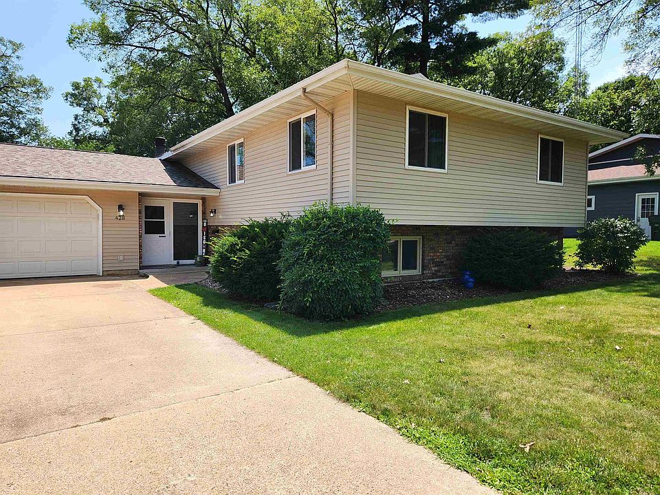 1st image of 428 Oakridge Dr