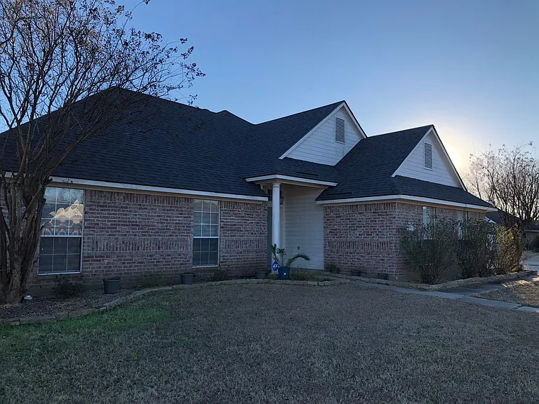 6000 Zachary Cir — Photo 5