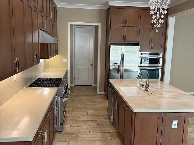 63 Gardenhouse Way — Photo 24