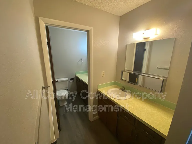 267 N 8th St #6 — Photo 7