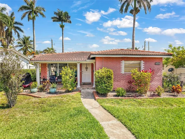 232 SE 6th St, Dania, FL 33004