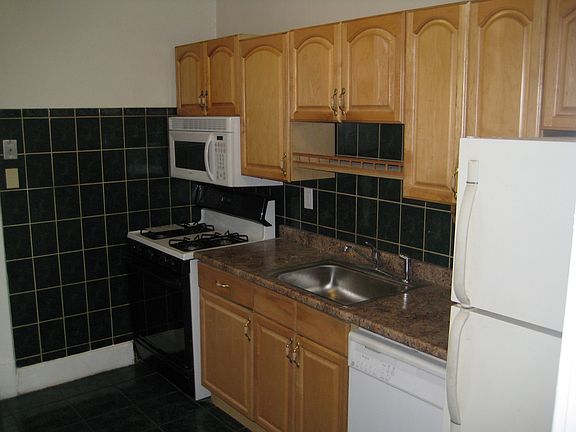 2nd image of 2317 Sherbrook Street # Fl 2nd