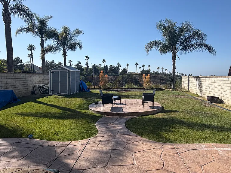 5134 Seaglen Way — Photo 3
