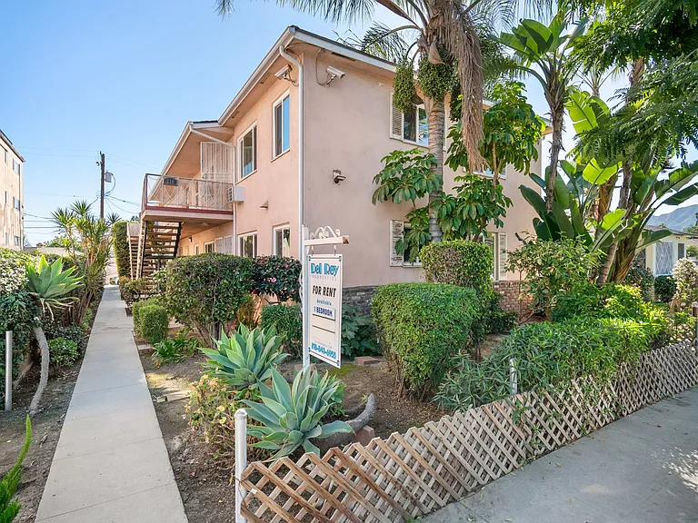 330 W Alameda — Photo 14