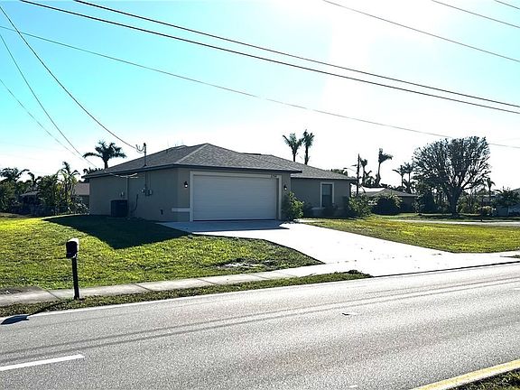 4th image of 3759 Santa Barbara Blvd
