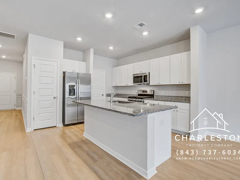 4105 Quincy Adams Ln — Photo 9