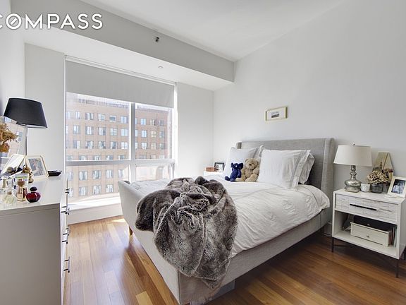 4th image of 150 Myrtle Ave #905