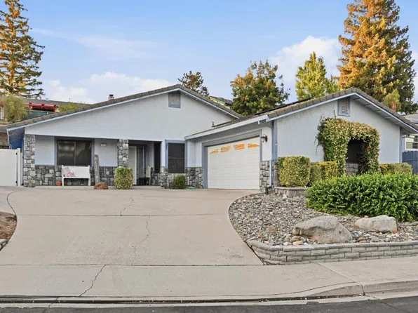 1212 David Dr, Oakdale, CA 95361