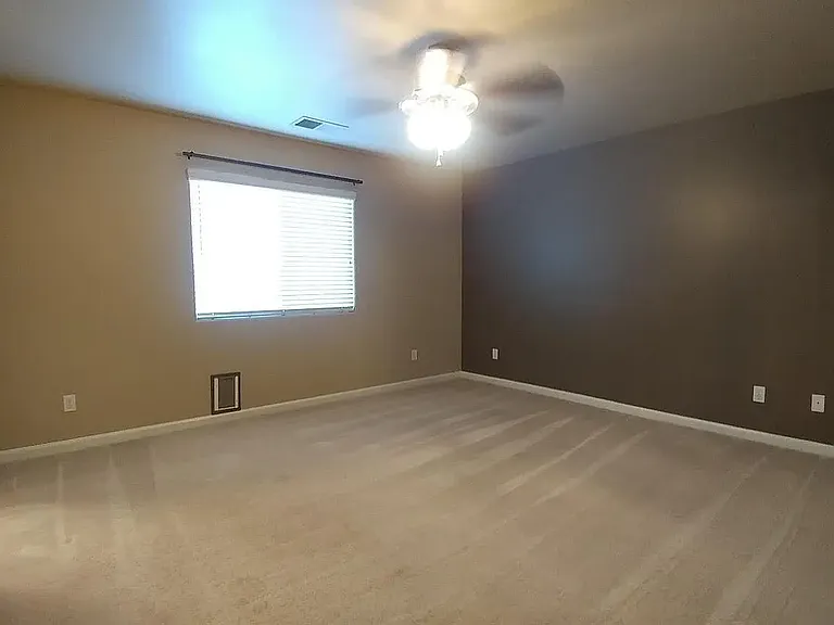 4328 E Oak Ave — Photo 5