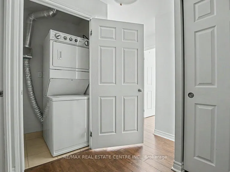 170 Water St N #411 — Photo 24