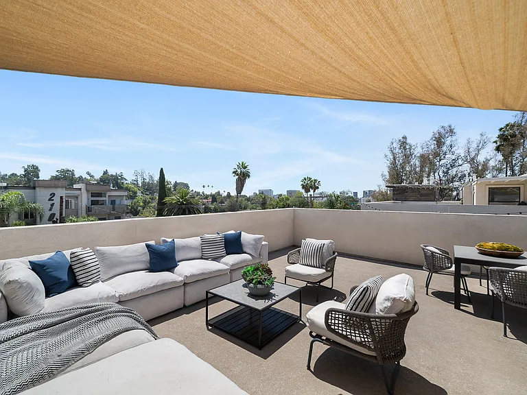 2111 N Cahuenga Blvd #A-1 — Photo 22