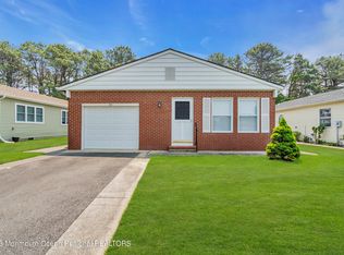 90 Pulaski Blvd, Toms River, NJ 08757