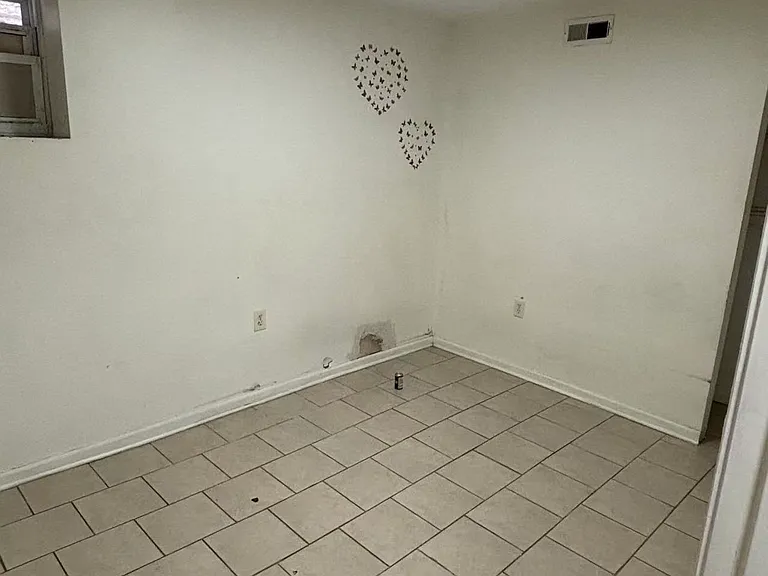1929 S Spaulding Ave #BASEMENT — Photo 5