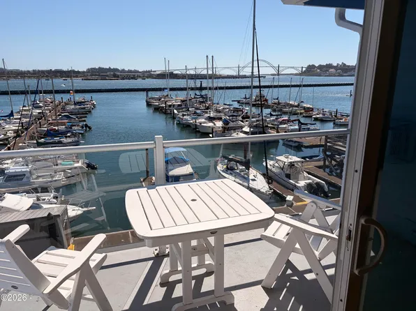 890 SE Bay Blvd Unit 309, Newport, OR 97365