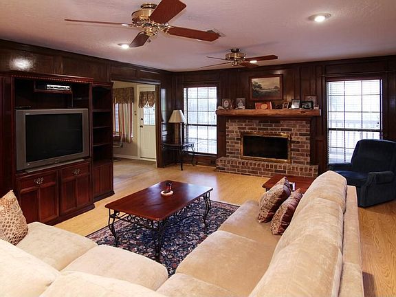 5th image of 14911 Forest Lodge Ct