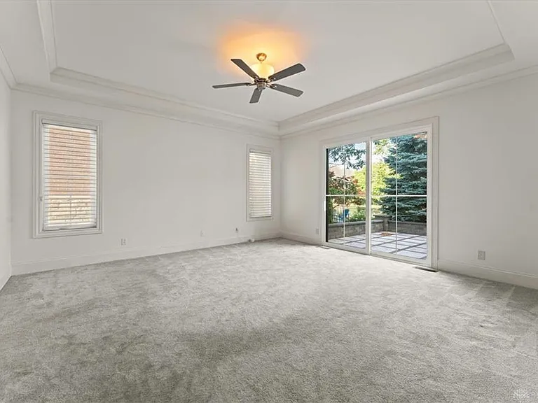 5369 N Shore Pl — Photo 21