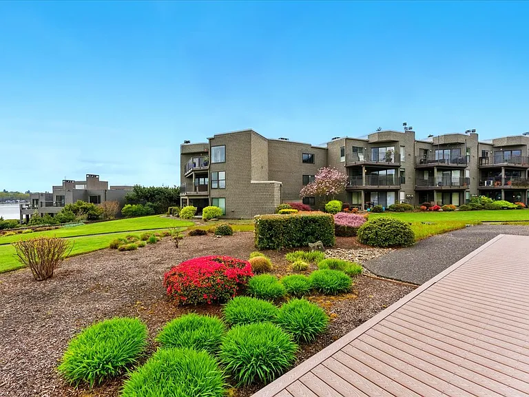5630 S Riverside Ln #14 — Photo 34