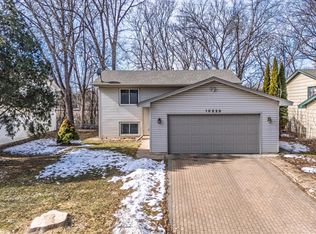10520 Unity St NW, Coon Rapids, MN 55433