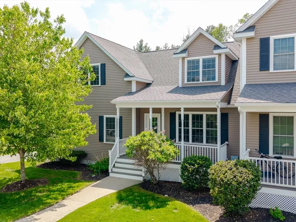2 Williamsburg Way Unit 2, Medway, MA 02053