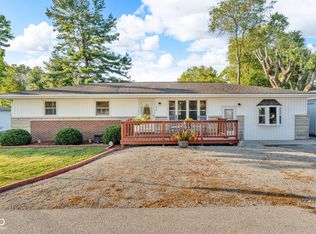 410 E Indiana St, Bainbridge, IN 46105