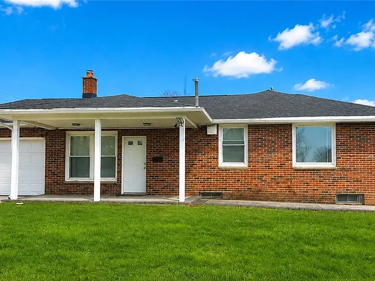 151 Lamson Rd — Photo 1