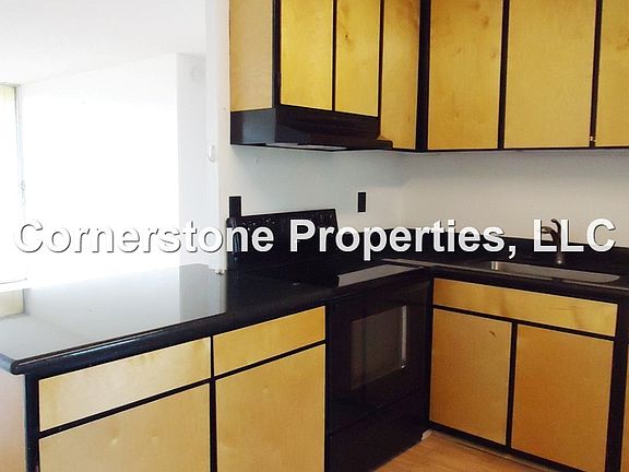 4th image of 95-2052 Waikalani Pl APT B201