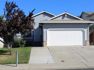 134 Creekside Cir, Sacramento, CA