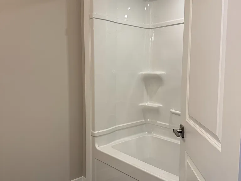 25 Alexandria Ave — Photo 7