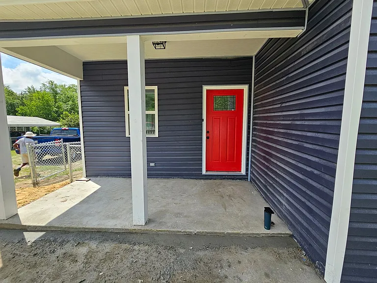 274 Bledsoe Dr — Photo 1