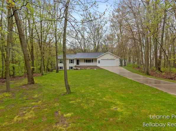 3745 Josie Ln, Middleville, MI 49333