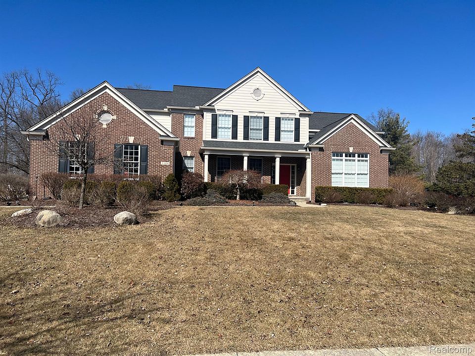 1st image of 51094 Plymouth Lake Ct
