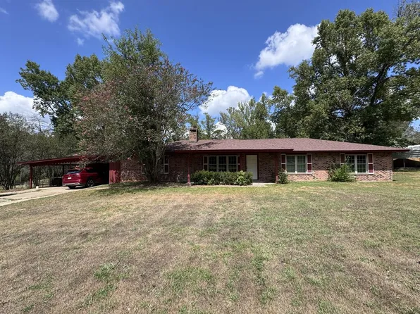 568 County Road 1430, Center, TX 75935
