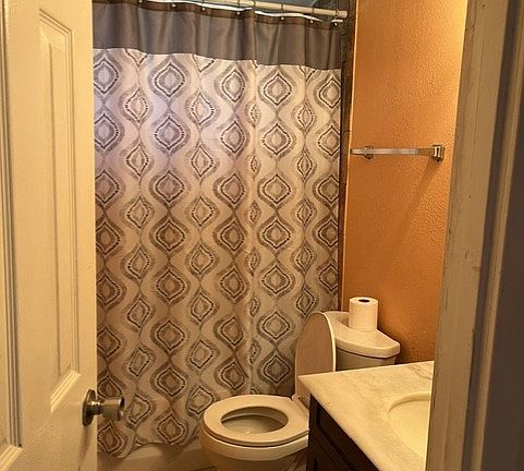 5th image of 238 N Prince Dr
